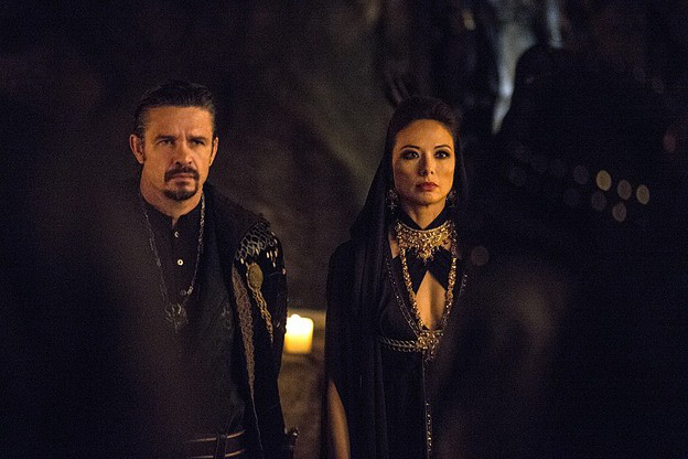 arrow-the-fallen-ras-and-priestess