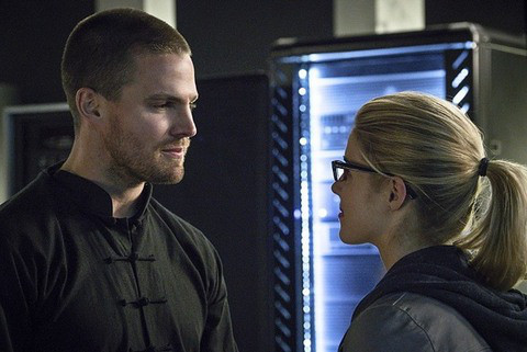 arrow-my-name-is-oliver-queen-oliver-and-felicity