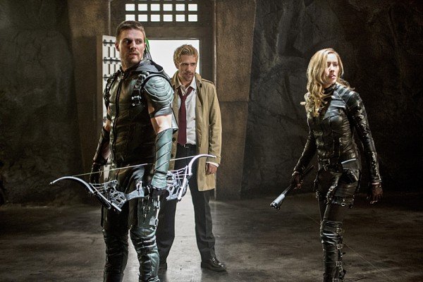 Arrow - Haunted -Green Arrow, Constantine and Laurel