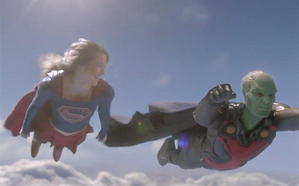 Supergirl-and-Martian-Manhunter-600x373