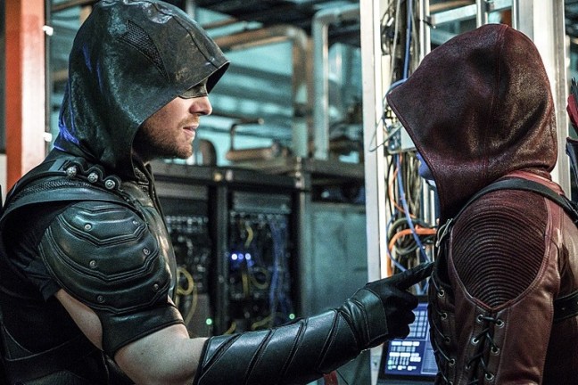 arrow unchained review - green arrow and arsenal